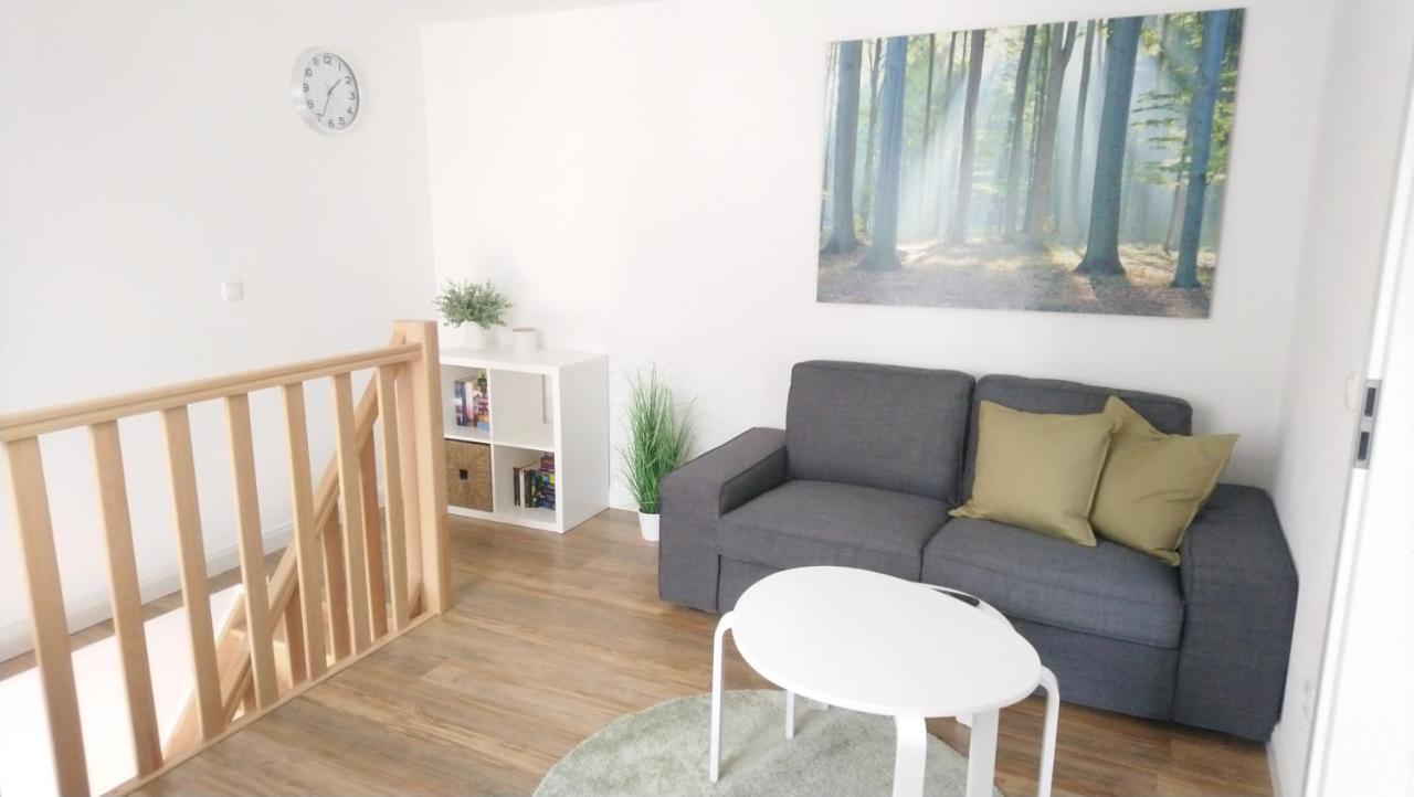 Das Mini-Haus im Herzen Großostheims Exterior foto