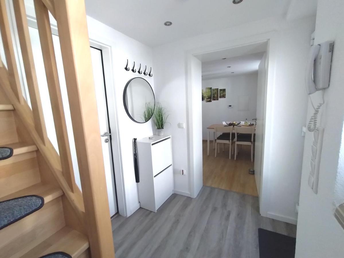 Das Mini-Haus im Herzen Großostheims Exterior foto